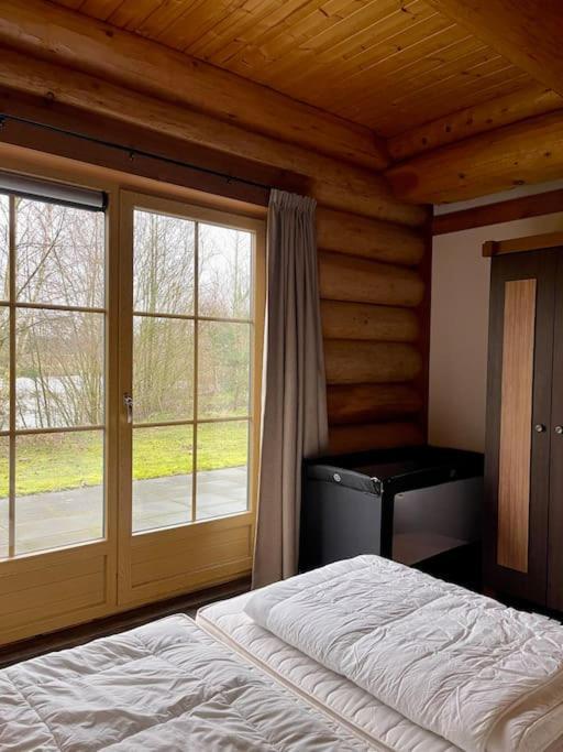 Unieke Houten Met Sauna In Twente - 6p Villa