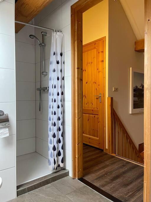 Villa Unieke Houten Met Sauna In Twente - 6p